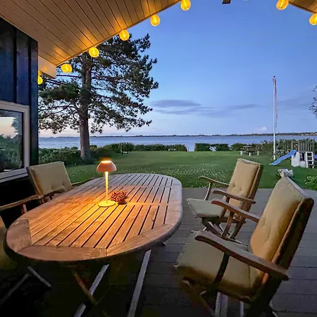 Tatil Evi Beachfront Near Dalby Bay *